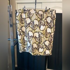 Ann Taylor Petite Straight Skirt Beige Brown Desert Sand Yellow Floral Size